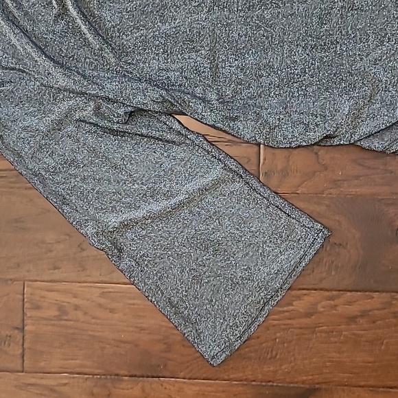 💥3for$12💥 Cato women's asymmetrical shimmery tunic size 18/20W - Picture 4 of 7